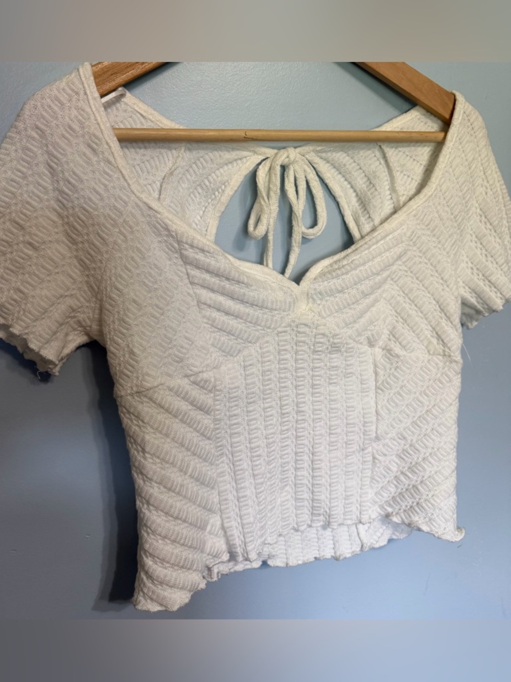 Atelier by Kirious white crop Knit Tie-Back Top size large